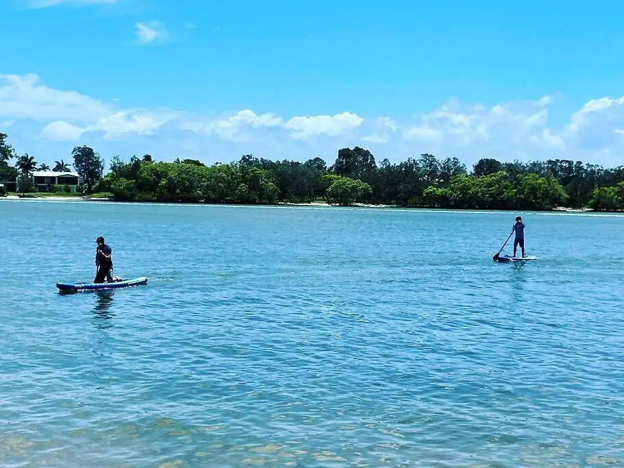 Tatil Evi Beach Boutique With River View Maroochydore Avustralya